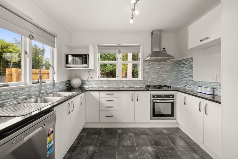 Photo of property in 155 Don Buck Road, Massey, Auckland, 0614