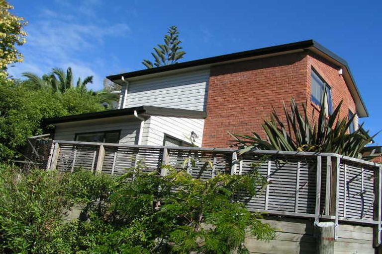 Photo of property in 18 Catrina Avenue, Birkenhead, Auckland, 0626