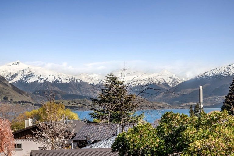 Photo of property in 19 Russell Street, Wanaka, 9305