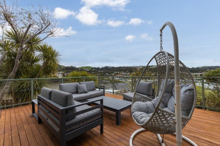 Photo of property in 42f James Cook Drive, Whitby, Porirua, 5024