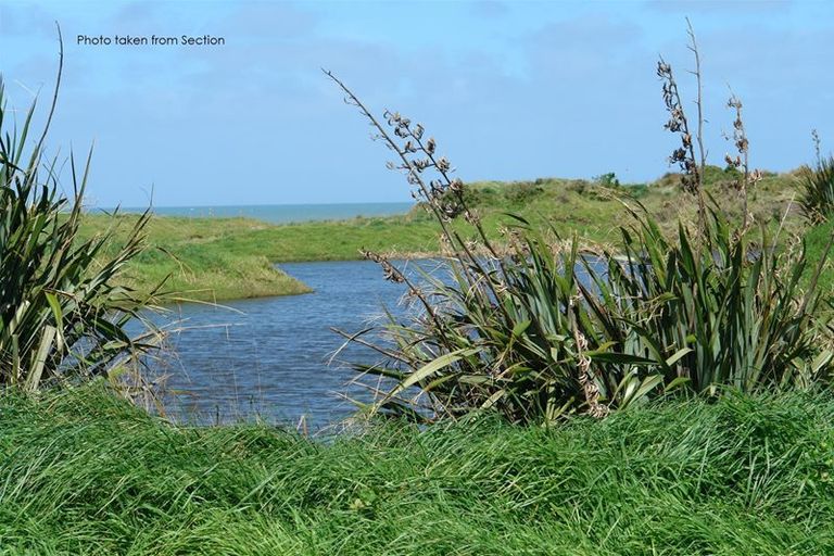 Photo of property in 12 Lupin Terrace, Tawa, Wellington, 5028
