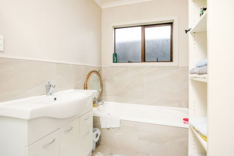 Photo of property in 184 Clarkin Road, Fairfield, Hamilton, 3214