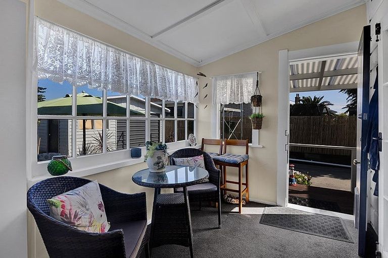 Photo of property in 3 Victoria Street, Hawera, 4610