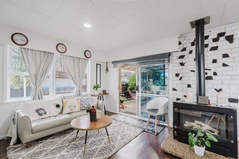 Photo of property in 4 Bremridge Place, Melville, Hamilton, 3206