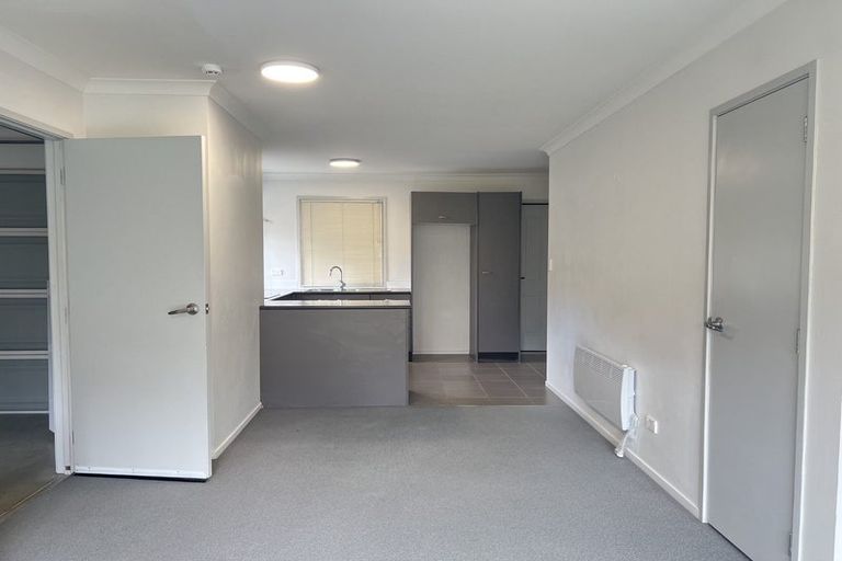 Photo of property in St Claire Village, 1/172 Mcleod Road, Te Atatu South, Auckland, 0610