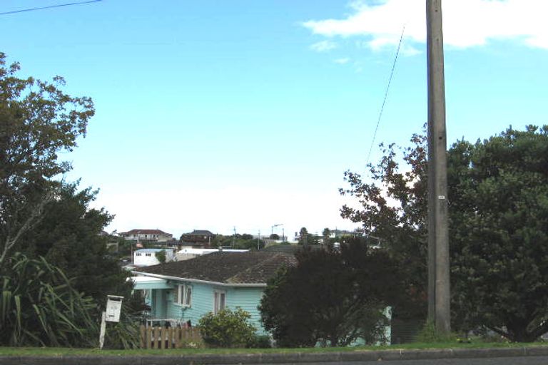 Photo of property in 2/45 Deep Creek Road, Waiake, Auckland, 0630