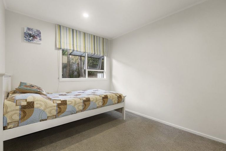 Photo of property in 10 Hobby Avenue, Birkdale, Auckland, 0626