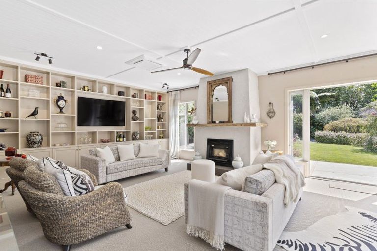 Photo of property in 17b Jellicoe Street, Greytown, 5712