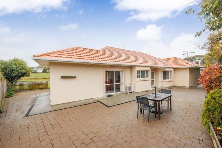 Photo of property in 3 Barnett Drive, Marton, 4710