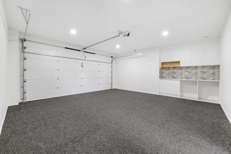 Photo of property in 5 Kakau Lane, Flat Bush, 2019