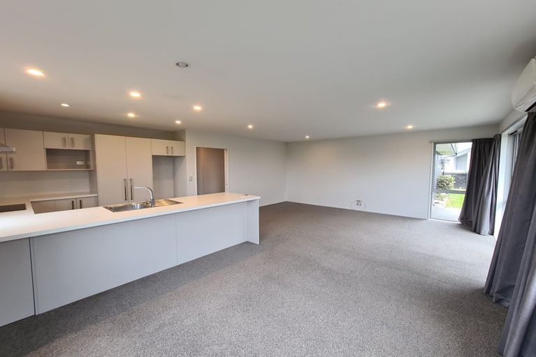 Photo of property in 6 Ronaldson Lane, Wigram, Christchurch, 8042