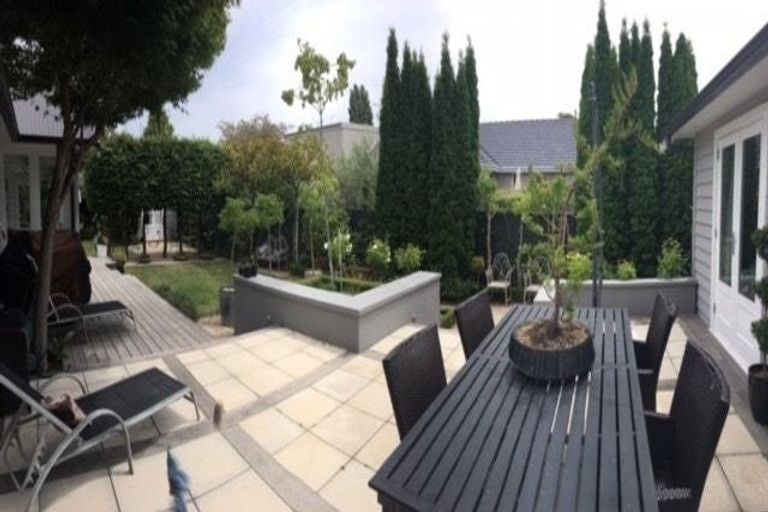 Photo of property in 107 Hamilton Avenue, Ilam, Christchurch, 8041