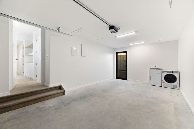 Photo of property in 93 Hedley Road, Levels, Timaru, 7973