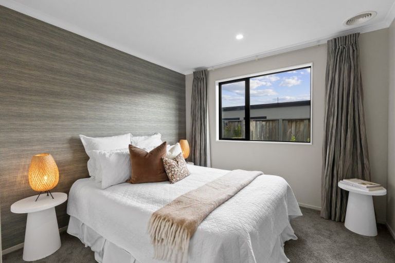 Photo of property in 41 Jack Hanley Drive, Jacks Point, Queenstown, 9371