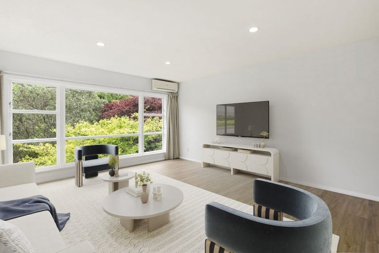 Photo of property in 64 Newlands Road, Newlands, Wellington, 6037