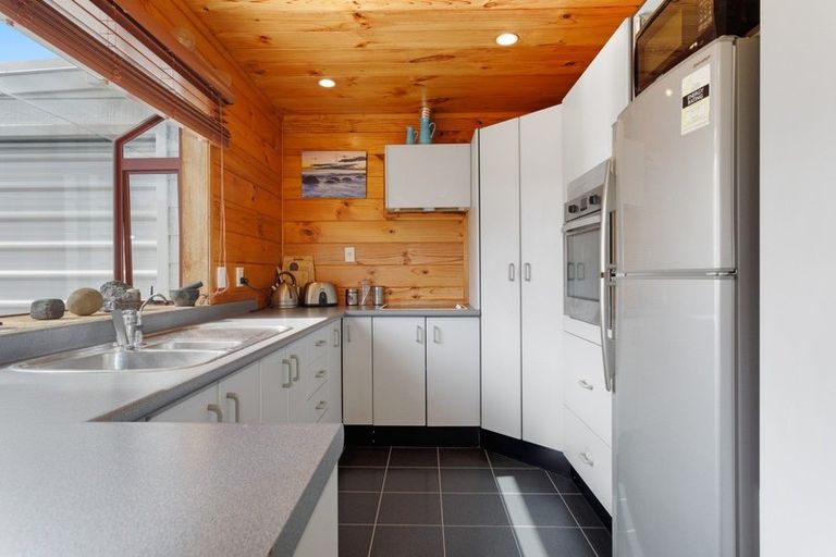 Photo of property in 19b James Street, Mangere East, Auckland, 2024