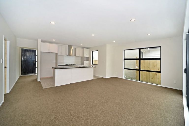 Photo of property in 7 Soaring Bird Drive, Takanini, 2112
