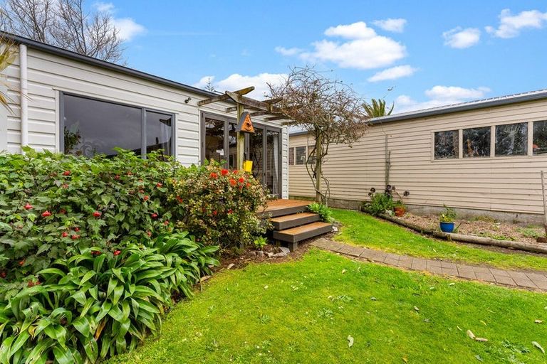 Photo of property in 177 Koru Road, Omata, New Plymouth, 4374
