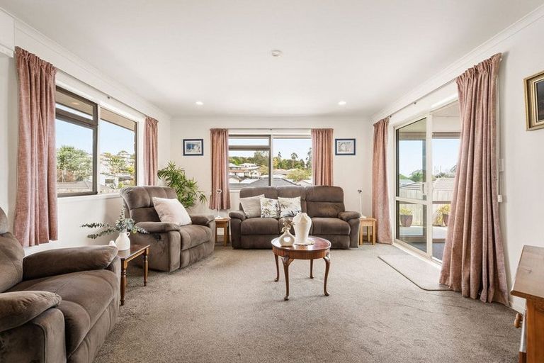 Photo of property in 2 Austen Way, Hairini, Tauranga, 3112