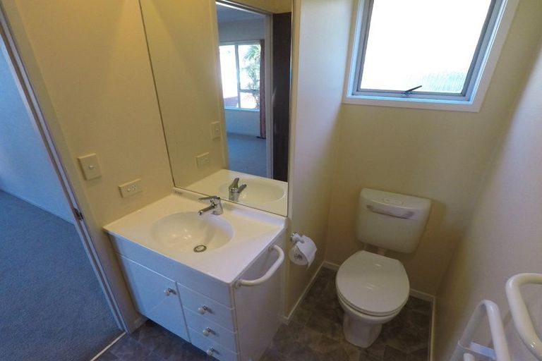 Photo of property in 38 Maxwelton Drive, Mairangi Bay, Auckland, 0630