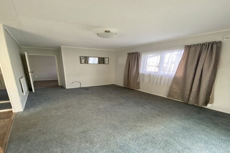 Photo of property in 13a Dunstan Street, Otaki, 5512