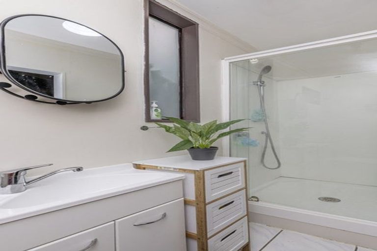 Photo of property in 8 The Bollard, Whitby, Porirua, 5024