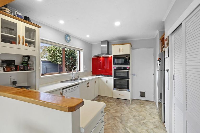 Photo of property in 167 Govett Avenue, Frankleigh Park, New Plymouth, 4310