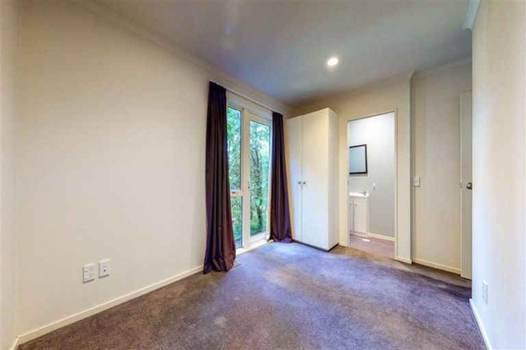 Photo of property in 2/57 Simla Crescent, Khandallah, Wellington, 6035