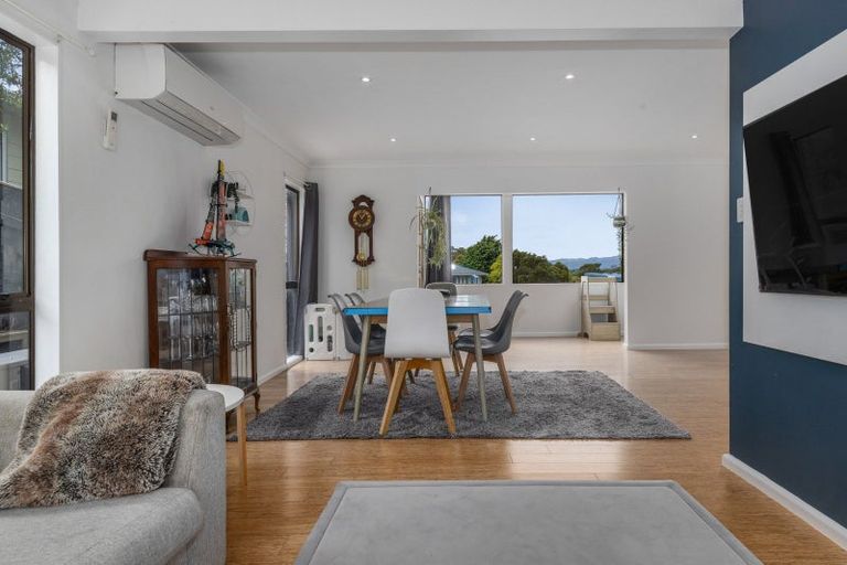 Photo of property in 32 Thimble Lane, Whitby, Porirua, 5024