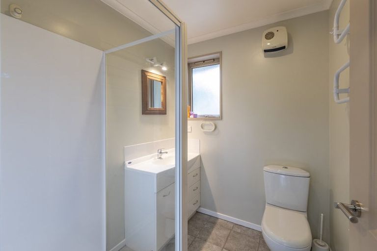 Photo of property in 70f Avonhead Road, Avonhead, Christchurch, 8042