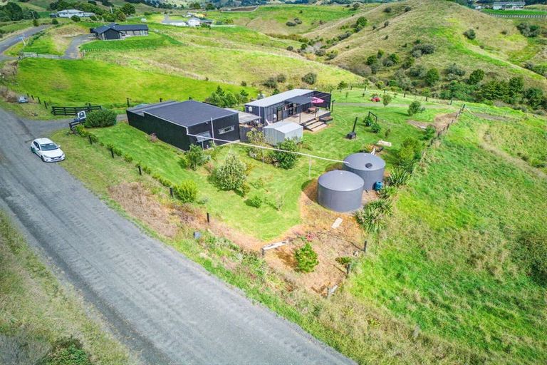 Photo of property in 153 Chapman Road, Pukekawa, Tuakau, 2696