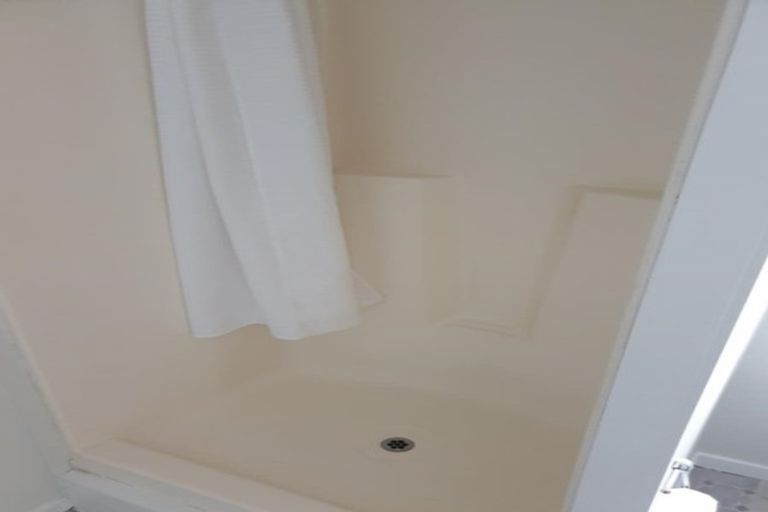 Photo of property in 57 Tainui Road, Titirangi, Auckland, 0604