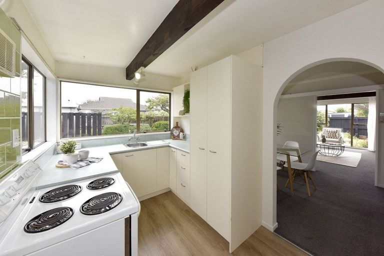 Photo of property in 2/3 Wanstead Place, Woolston, Christchurch, 8062