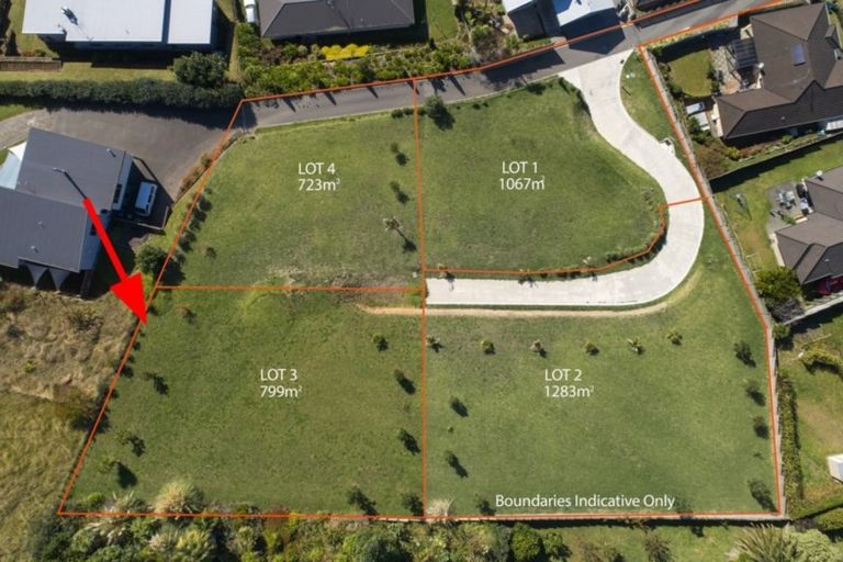 Photo of property in 15 Kite Way, Welcome Bay, Tauranga, 3112