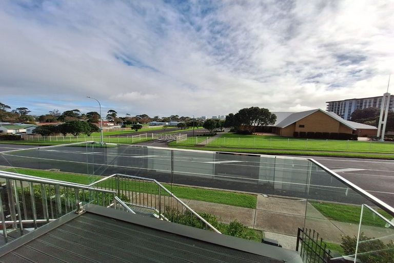 Photo of property in 4/8 Kerrs Road, Wiri, Auckland, 2104