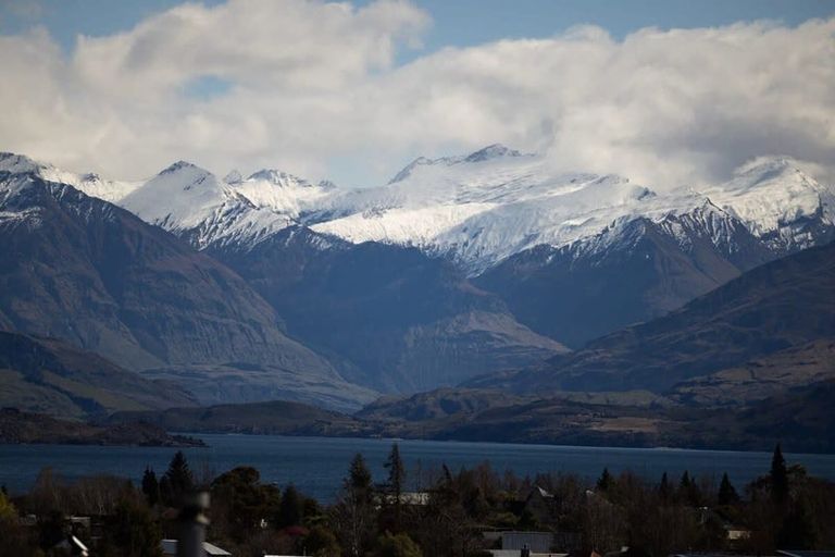 Photo of property in 65 Farrant Drive, Wanaka, 9305