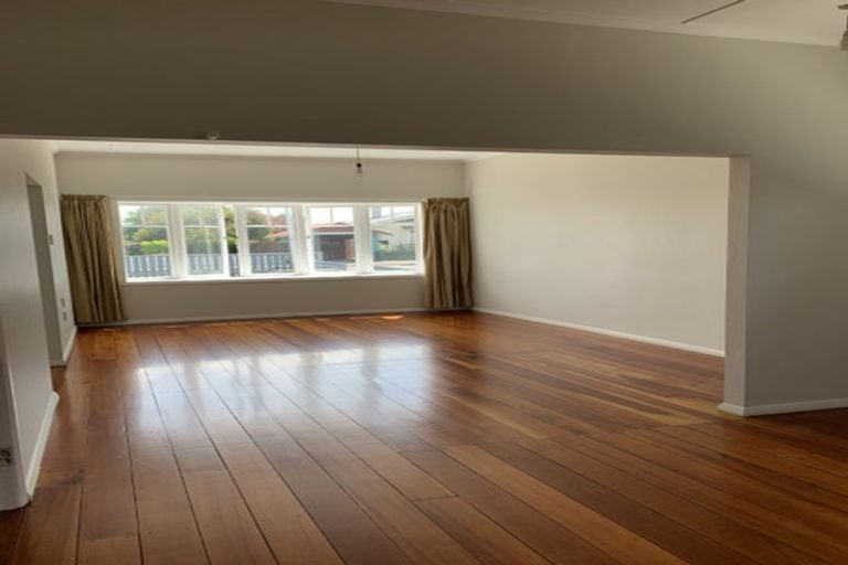 Photo of property in 9 Victoria Street, Levin, 5510
