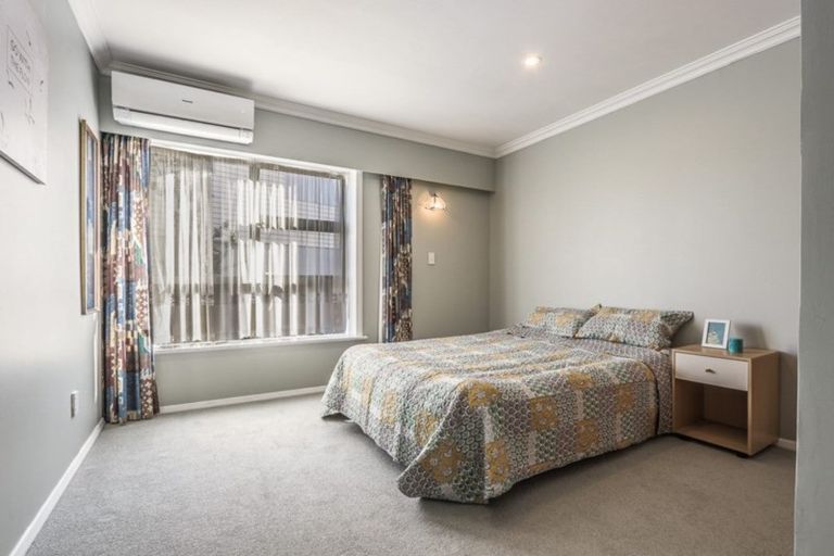 Photo of property in 184 Manly Street, Paraparaumu Beach, Paraparaumu, 5032