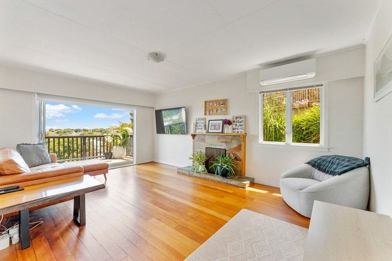 Photo of property in 13 Mount View Place, Spotswood, New Plymouth, 4310
