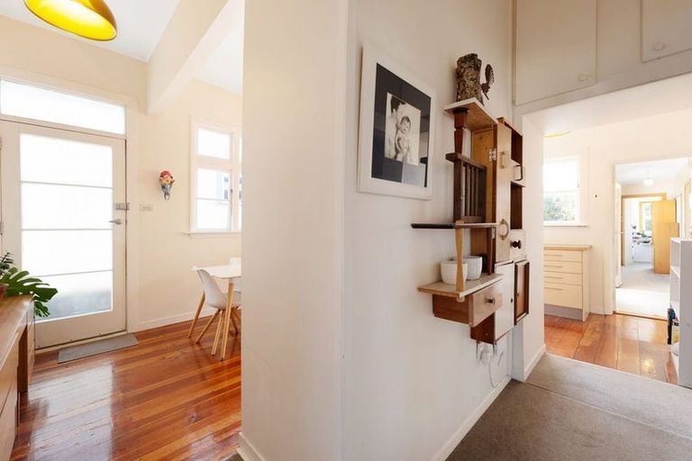 Photo of property in 16 Cockburn Street, Kilbirnie, Wellington, 6022