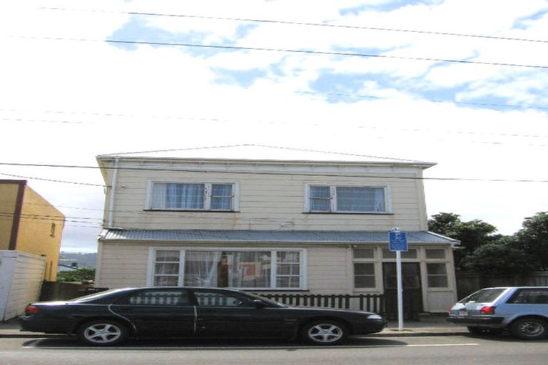 Photo of property in 33 Constable Street, Newtown, Wellington, 6021