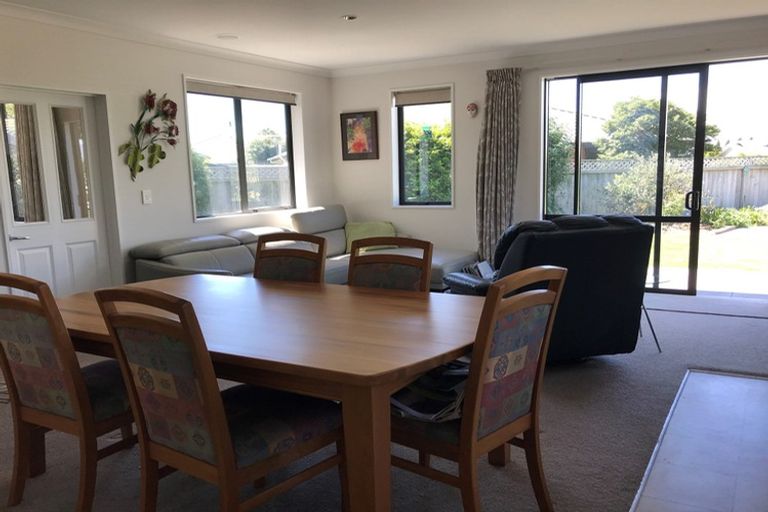 Photo of property in 83 Kotuku Crescent, Woolston, Christchurch, 8023