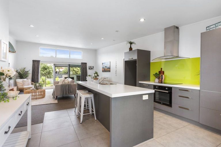 Photo of property in 408 Linton Crescent, Whangamata, 3620
