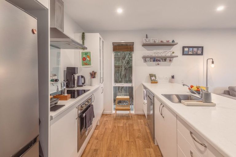 Photo of property in 4/163 Edgeware Road, Edgeware, Christchurch, 8013