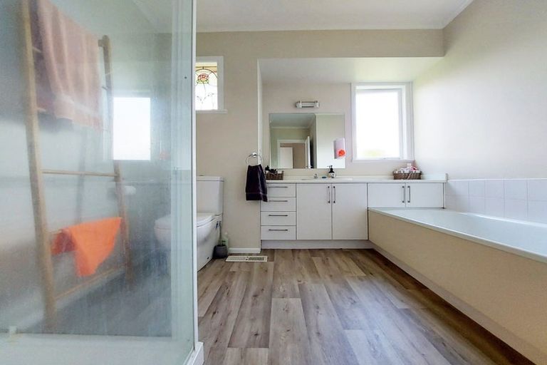 Photo of property in 20 Duncan Road, St Andrews, Hamilton, 3200