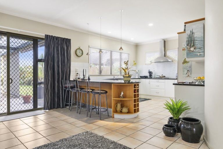 Photo of property in 42 Sovereign Drive, Papamoa Beach, Papamoa, 3118