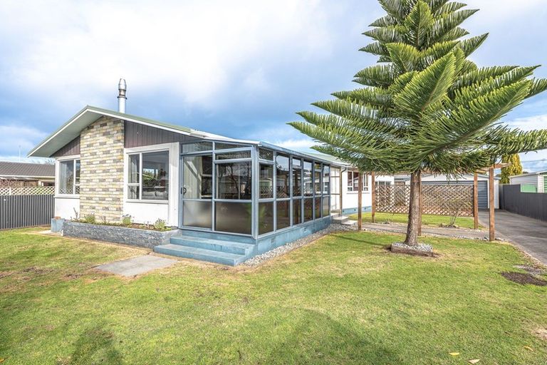 Photo of property in 11 Lindsey Crescent, Springvale, Whanganui, 4501