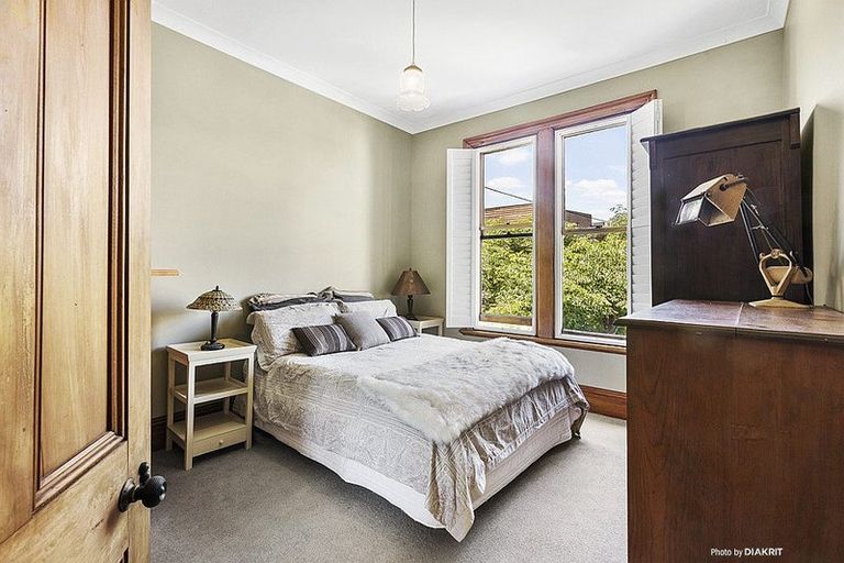 Photo of property in 164 Tasman Street, Mount Cook, Wellington, 6021