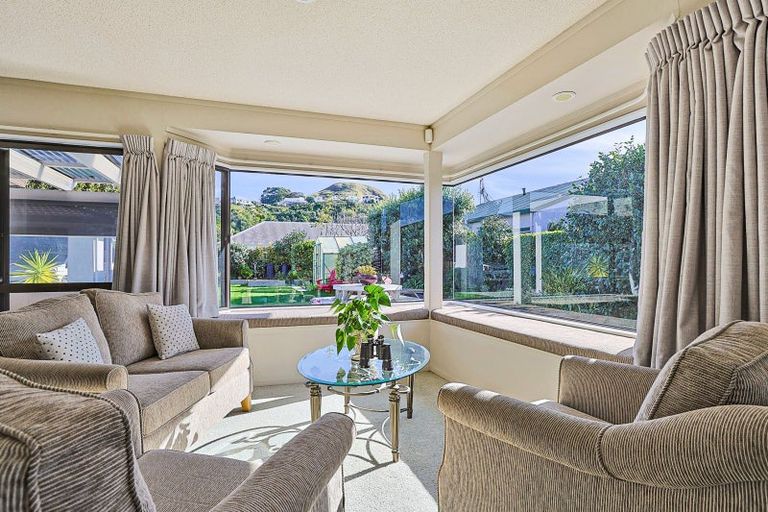 Photo of property in 102 Church Road, Taradale, Napier, 4112