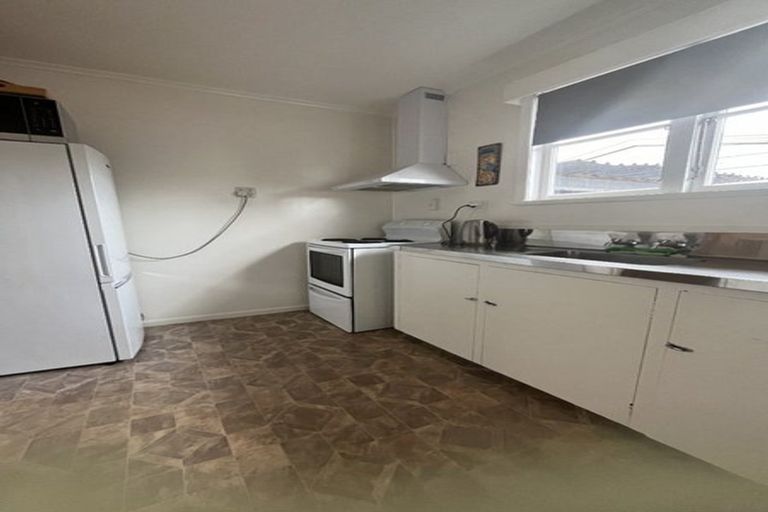 Photo of property in 1/7 Settlement Road, Papakura, 2110